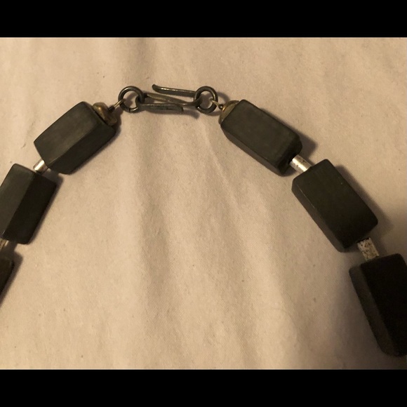 Chunky Black Choker - Picture 5 of 5